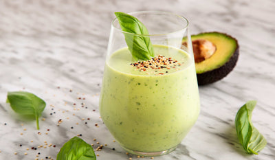 Spargel-Avocado-Smoothie: Mit viel Vitamin E für gesunde Haut